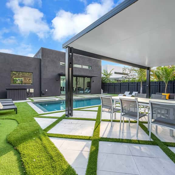 Miami Resort Villa with Pool - Image 1