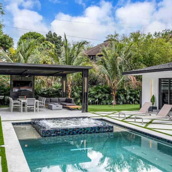 Monthly 6BR Home | Heated Pool | Fast Wi-Fi | Yard - Image 1