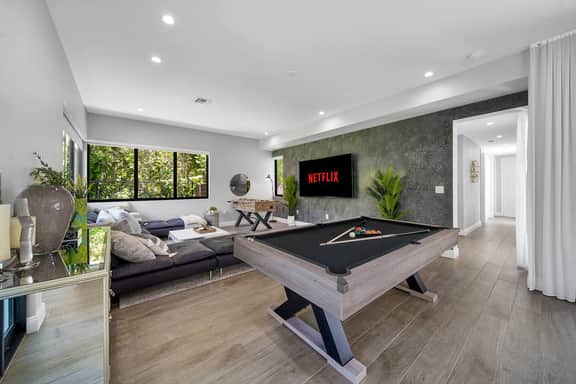 Tropical Villa with Heated Pool and Game Yard