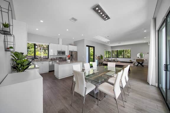 Tropical Villa with Heated Pool and Game Yard