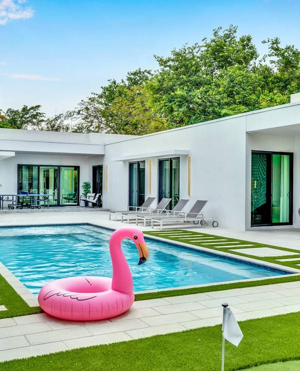 Resort-Caliber Backyards